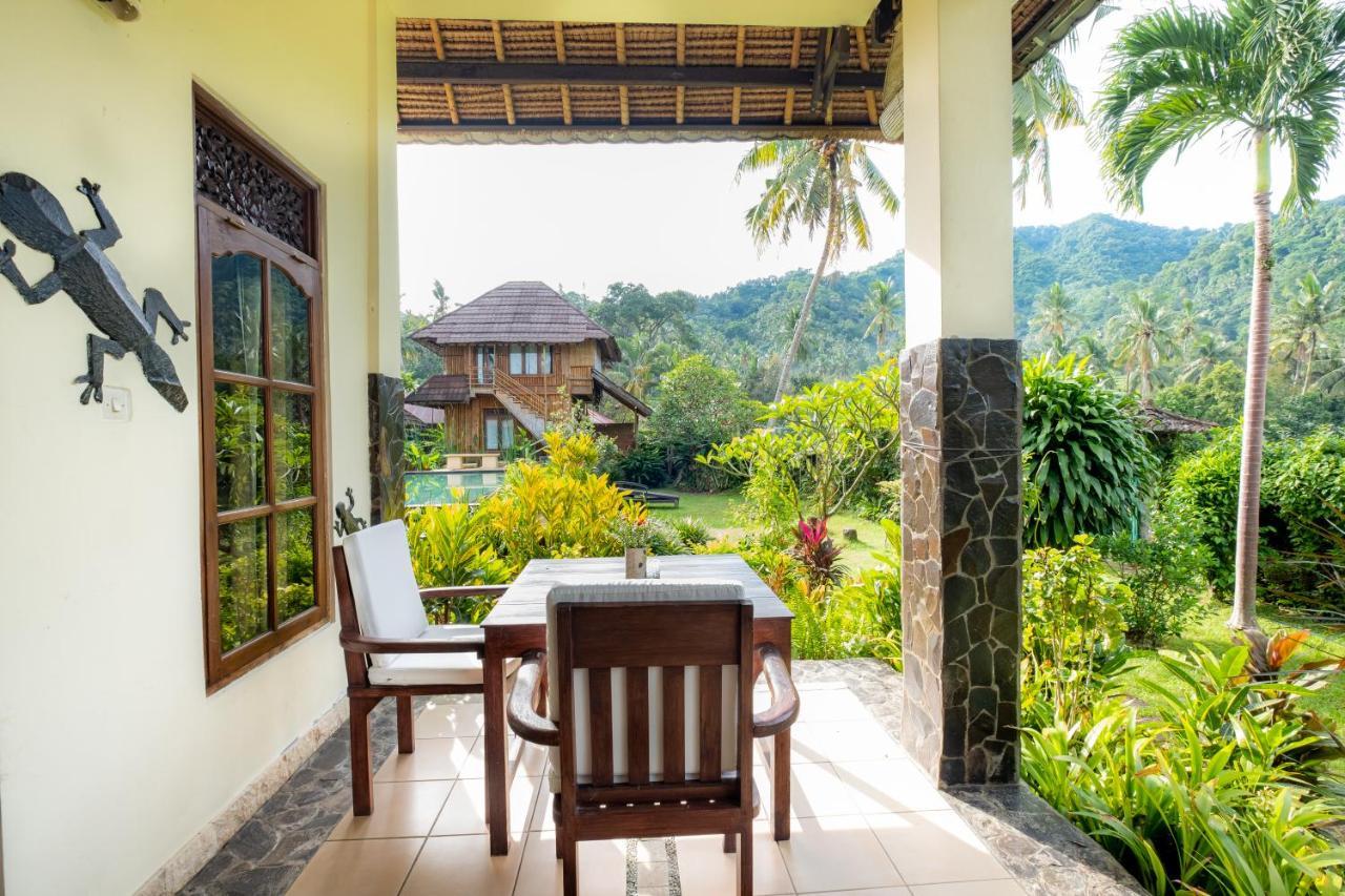 วิลลามานัค Hotel ซีงาราจา ภายนอก รูปภาพ