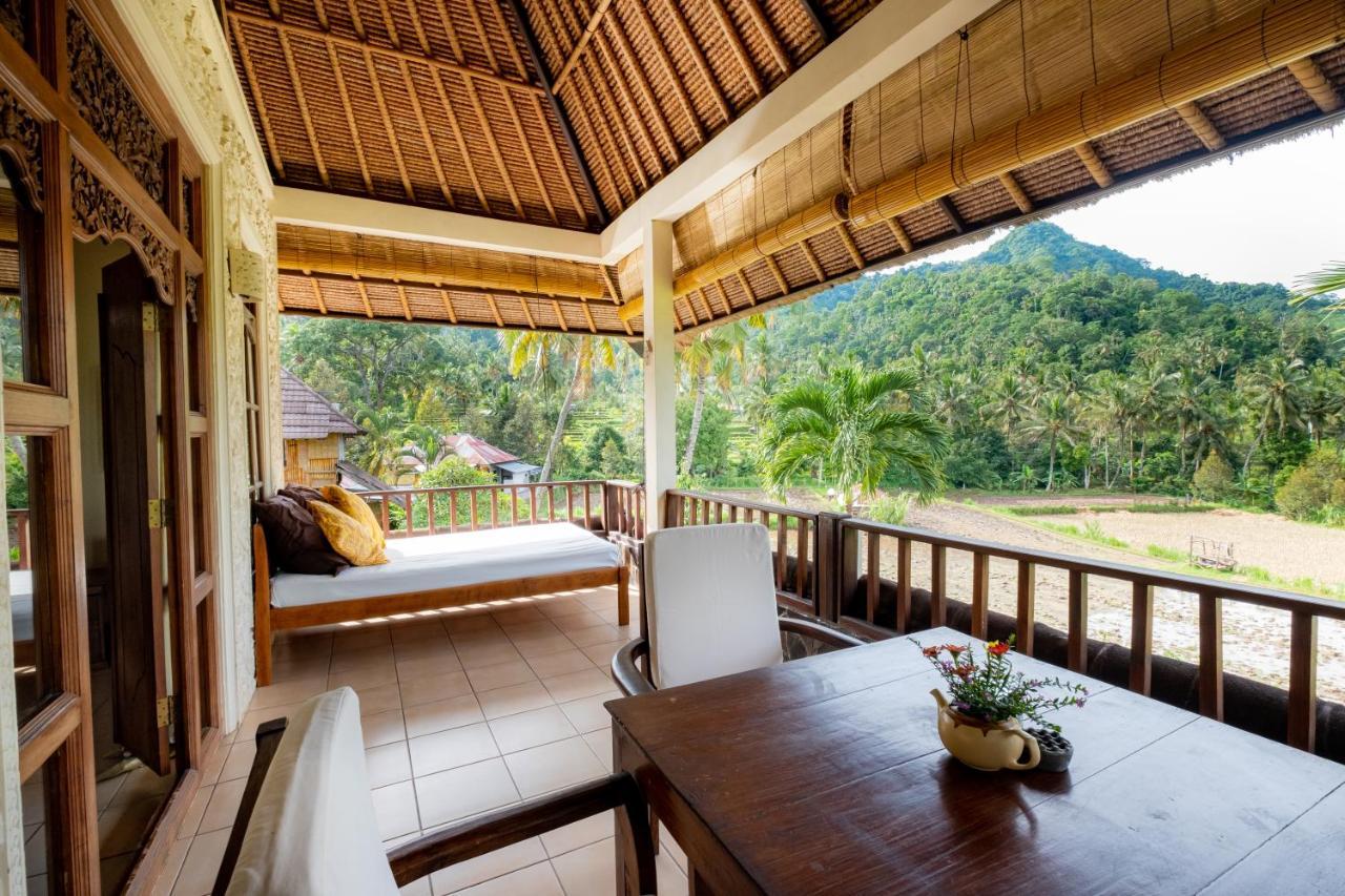 วิลลามานัค Hotel ซีงาราจา ภายนอก รูปภาพ