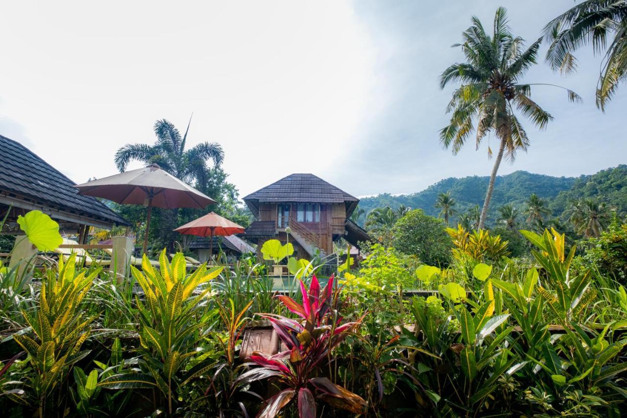 วิลลามานัค Hotel ซีงาราจา ภายนอก รูปภาพ